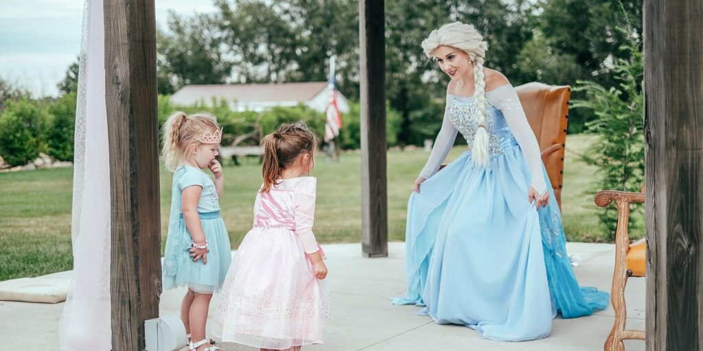 Ice Queen with Simply Ever After Entertainment